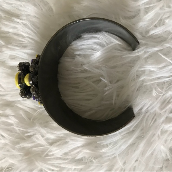 Just In 🌸 Beautiful Crown Statement Cuff 🌸 - Picture 3 of 5